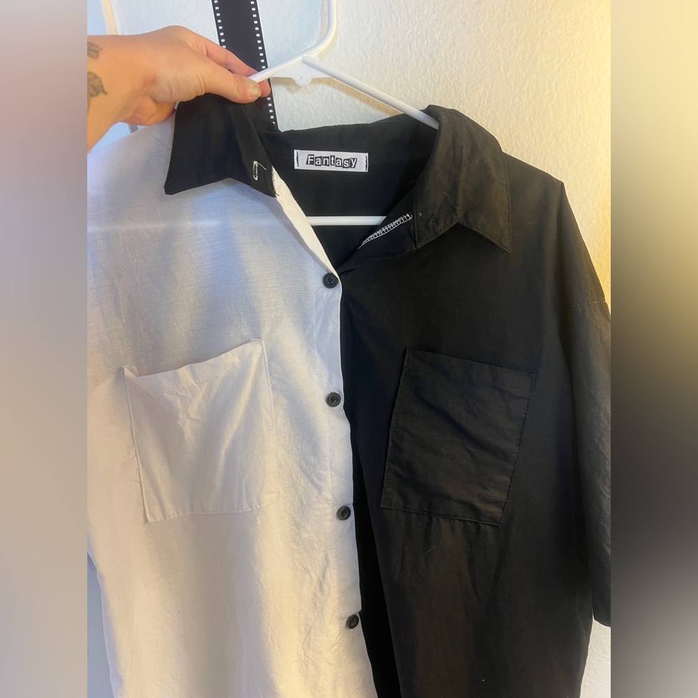 Dual Color and Dual Pocket Collard Shirt